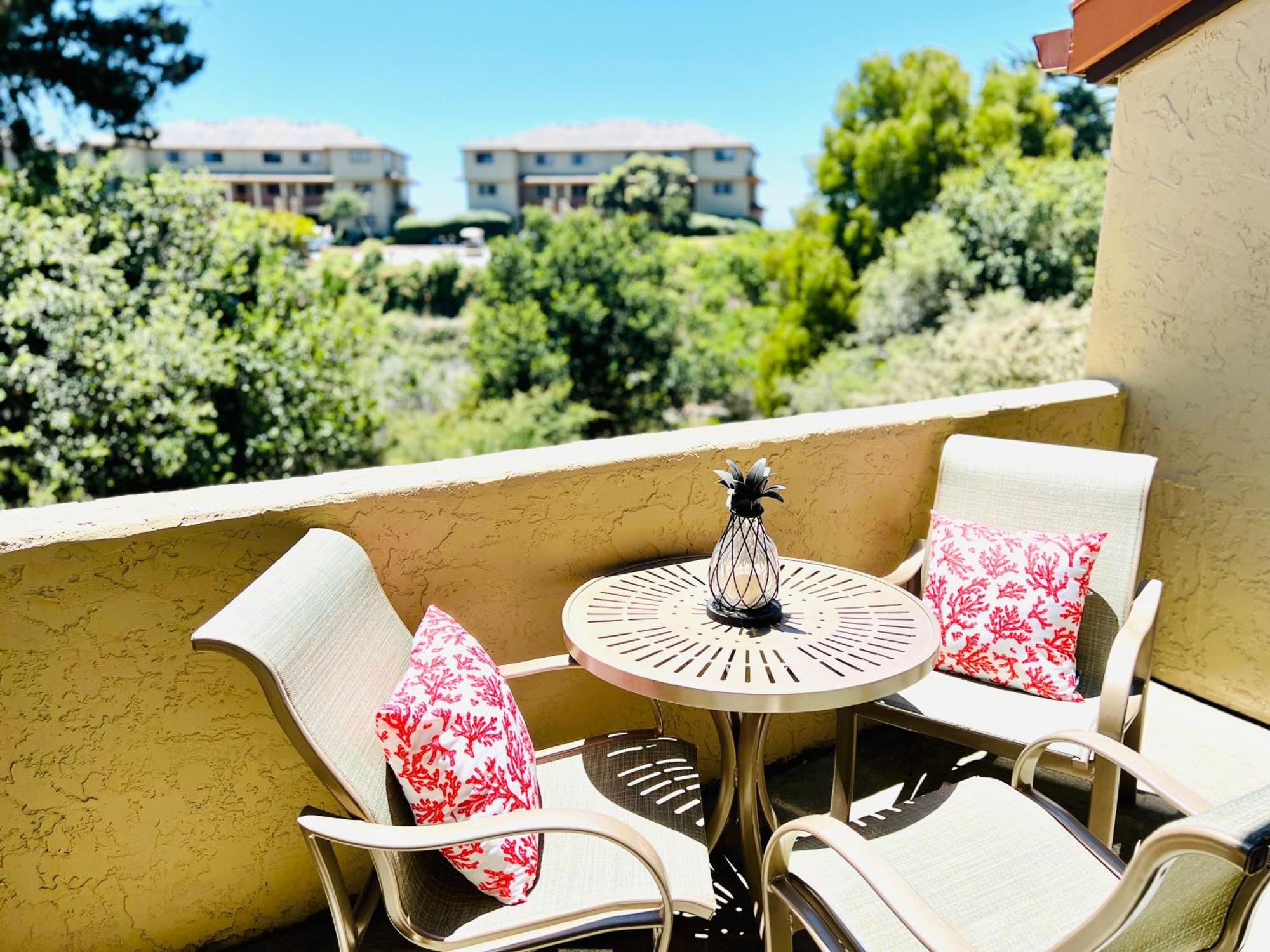 Luxury Villa - Flora View - Ground Level -Seascape Аптос Екстериор снимка